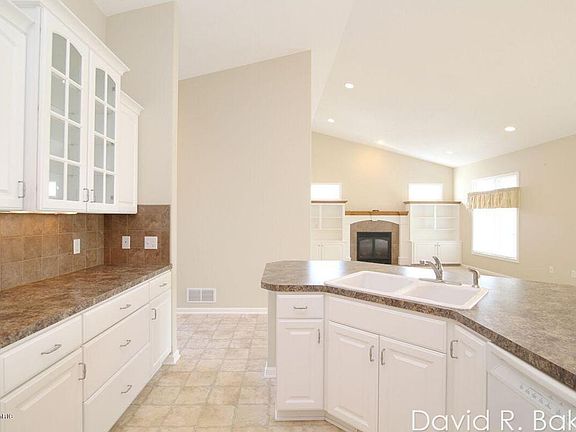 4th image of 4229 Del Mar Village Dr SW #42