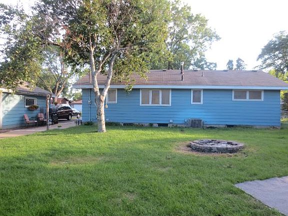 5th image of 3106 66th Ave N