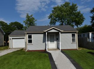 907 S Market St, Winamac, IN 46996