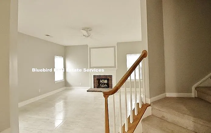 12702 Amberway Ct — Photo 5
