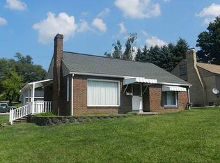 200 Patricia Dr, Ellwood City, PA