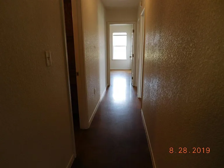 1202 Cavalry Ln #B — Photo 10