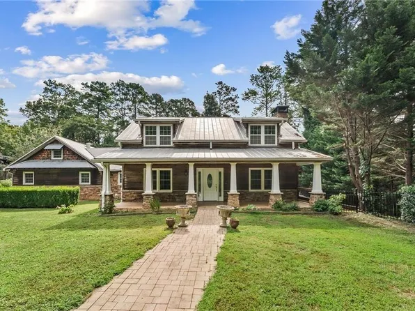 5041 Waterford Dr SW, Mableton, GA 30126