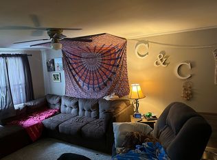 319 N 17th St, Gladstone, MI 49837