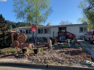 228 Spence Ave, Sutherlin, OR 97479