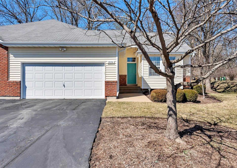 1st image of 2098 King Arthur Ct