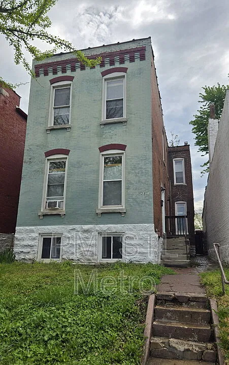 2312 Texas Ave #2F