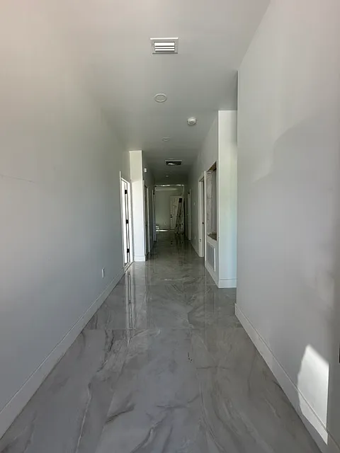 3 bed, 1296 sqft, $2,250 — Photo 3