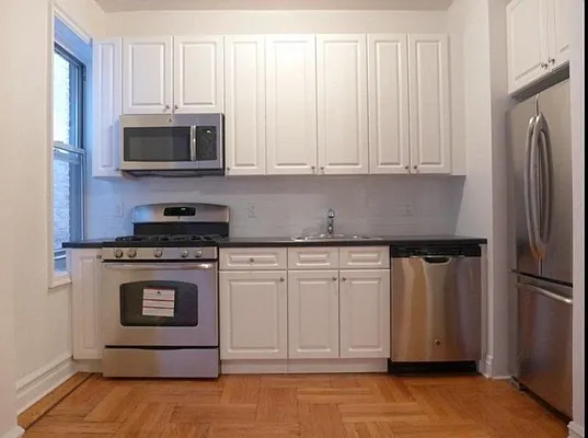 Rented by Brick&Mortar | media 12