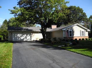 166 W Ridge Cir, Kalamazoo, MI 49009