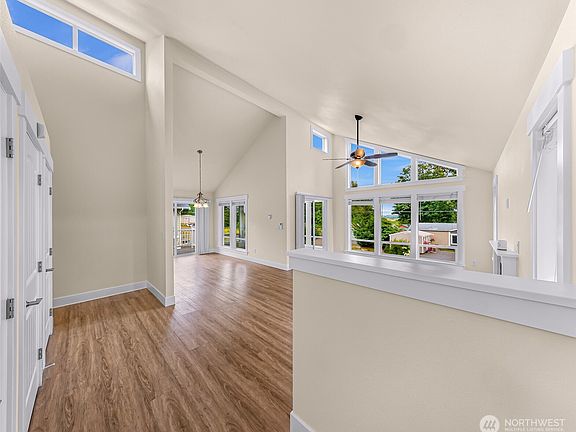 5th image of 4487 Moresby Way