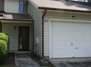 20 S Onsville Pl, Jacksonville, NC 28546