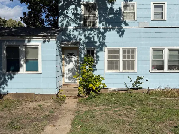 1109 S Pershing Ave, Wichita, KS 67218