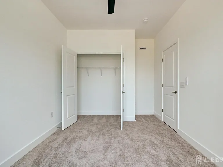 13 Griffin Ln — Photo 9
