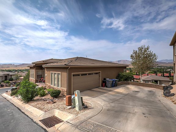 3rd image of 1210 Indian Hills Dr Unit 33