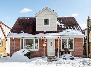 15 Medonte Ave, Toronto, ON M1L 1Z2