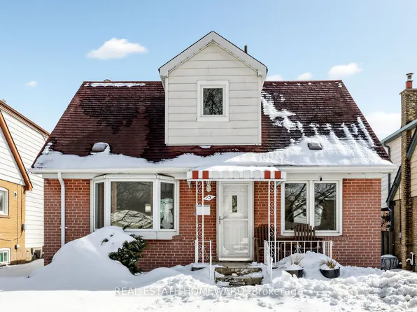 15 Medonte Ave, Toronto, ON M1L 1Z2