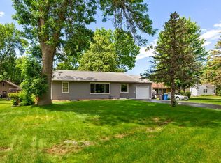 1152 Austin Rd, Owatonna, MN 55060