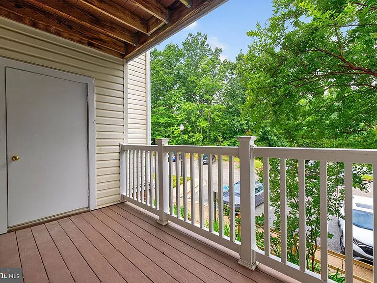 3109 River Bend Ct #D201 — Photo 7
