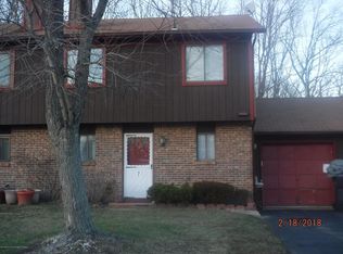 7 Flamingo Dr, Howell, NJ 07731