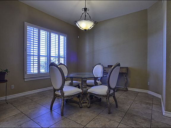 3rd image of 5500 Emerald View Dr