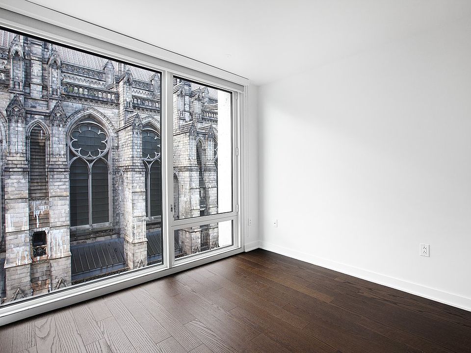 1st image of 400 W 113th St APT 1513