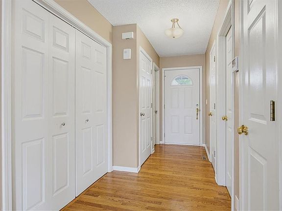 5th image of 4807 NW 59th Ct