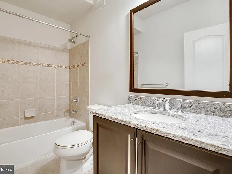23473 Logans Ridge Ter — Photo 18