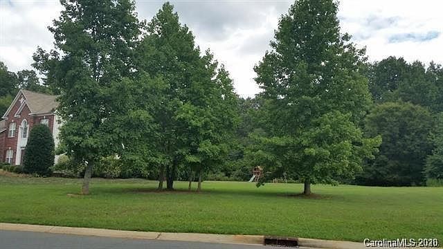 1st image of 2418 Heath Lake Dr