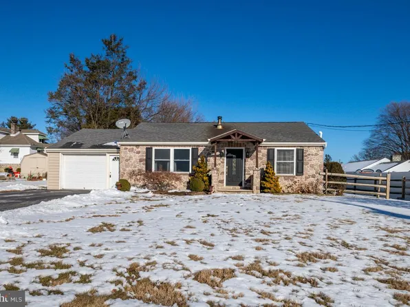 275 Park St, Honey Brook, PA 19344