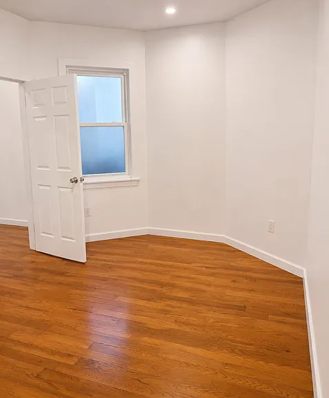 28 Stuyvesant Ave #1 — Photo 5