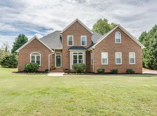 161 Lewis Burnett Dr, Boiling Springs, SC 29316