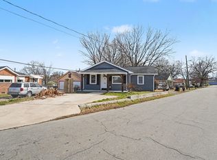 501 Apple St, Burlington, NC 27217