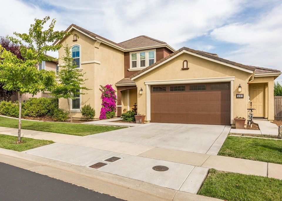 1st image of 5101 Arlington Way