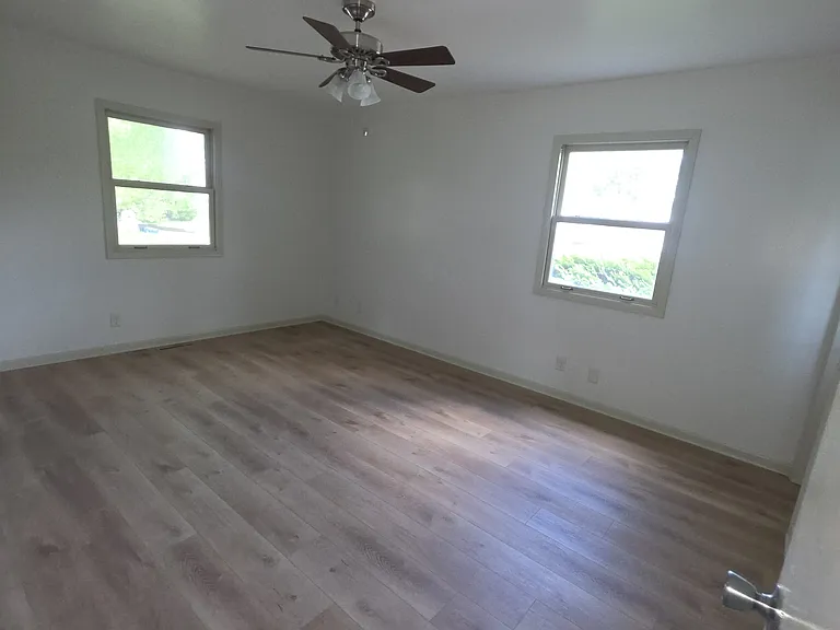 199 Lakeview Dr — Photo 5
