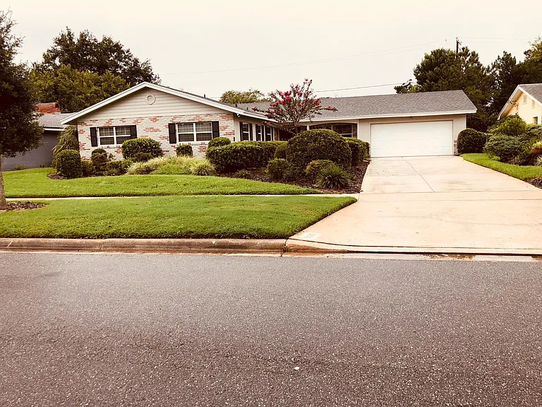 625 Dunraven Dr — Photo 1