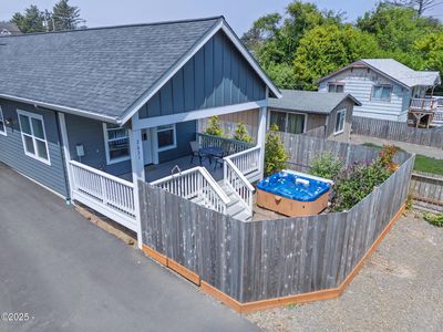 2631 NE Quay Ave, Lincoln City, OR, 97367
