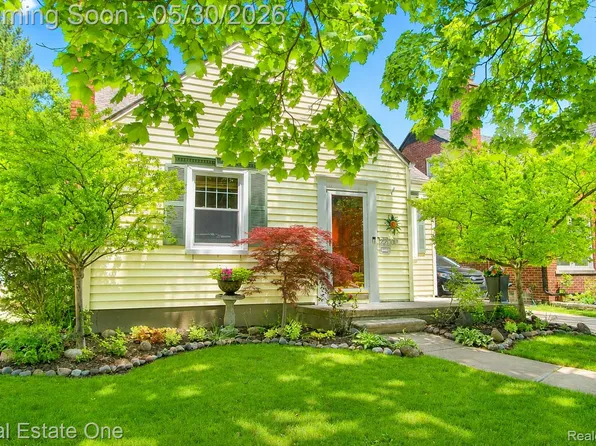 22108 Military St, Dearborn, MI 48124