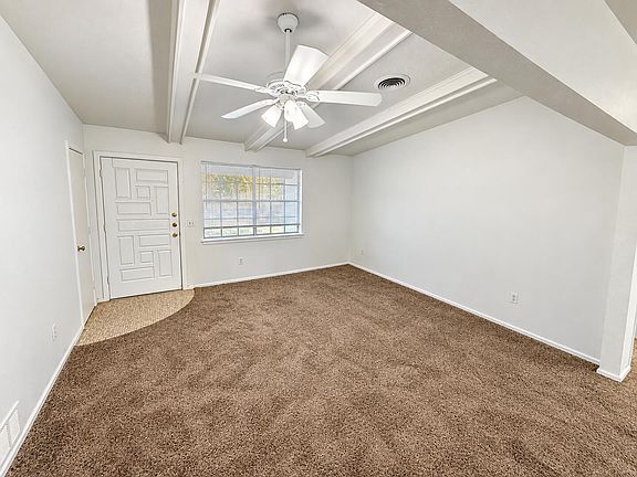 3rd image of 4818 15th St