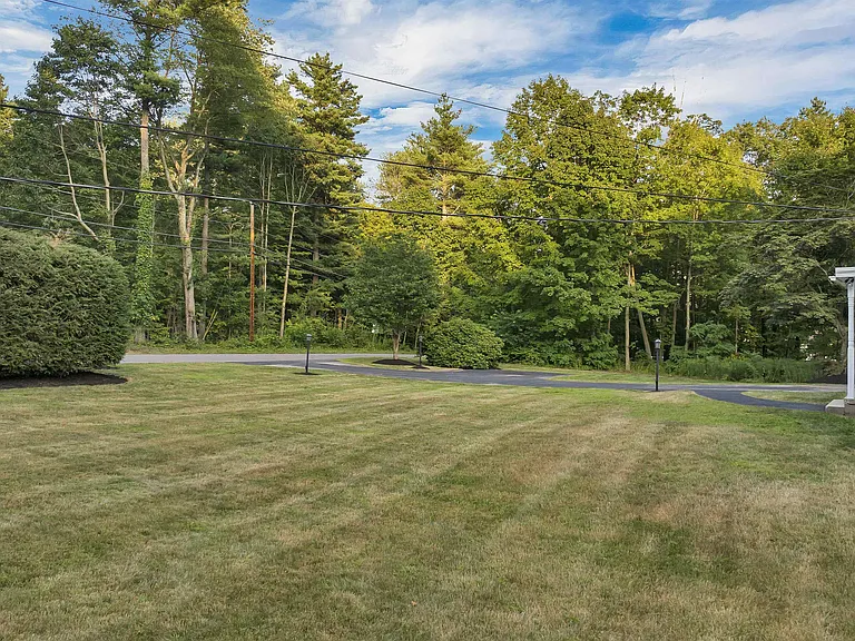 1 Mockingbird Hill Rd — Photo 3
