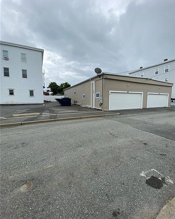 1st image of 501 Wood St #E