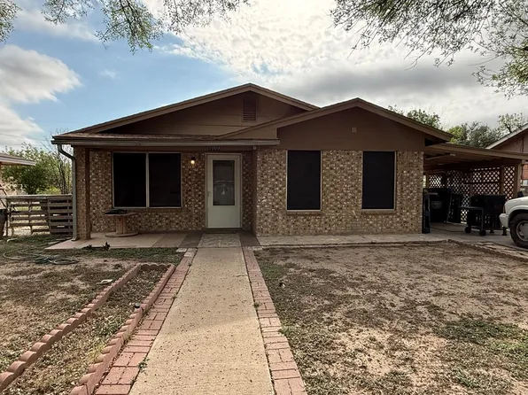 1009 Kiriaka Dr, Eagle Pass, TX 78852