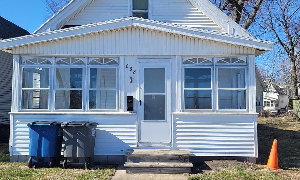 1st image of 632 Spencer St