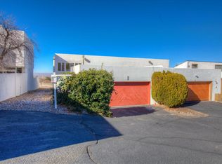 9 La Villita Cir NE, Albuquerque, NM 87112