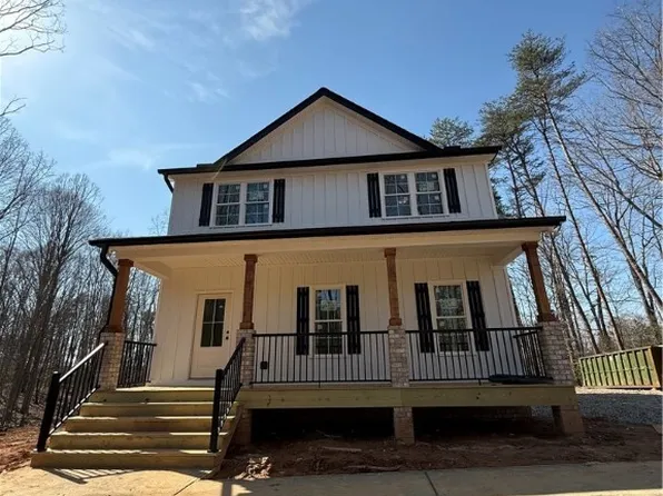 2355 Wickham Rd, Louisa, VA 23024