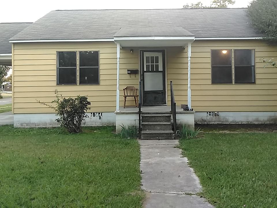 Front of home. Corner lot