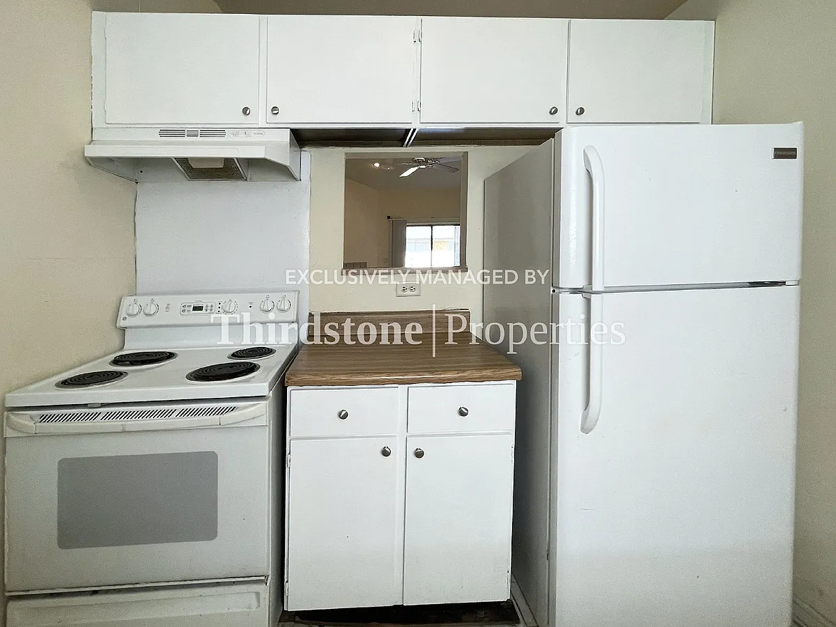 Building Photo - 5128 Indian Lakes Ct #2