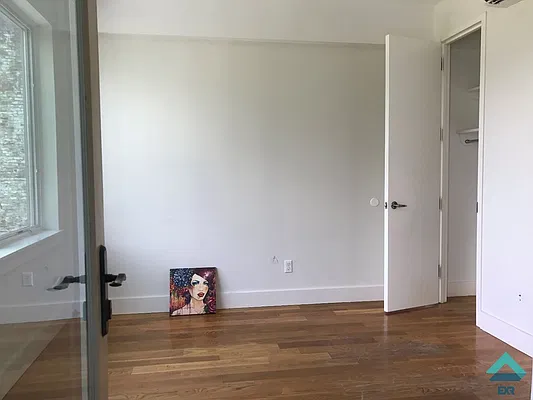 Rented by EXR | media 29