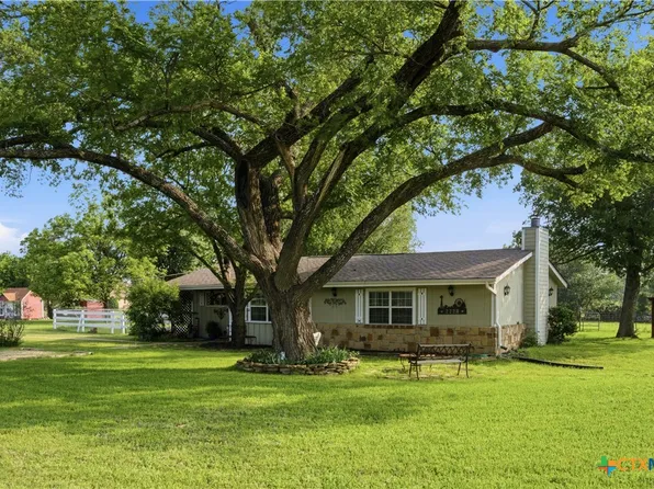 2228 University Dr, Belton, TX 76513