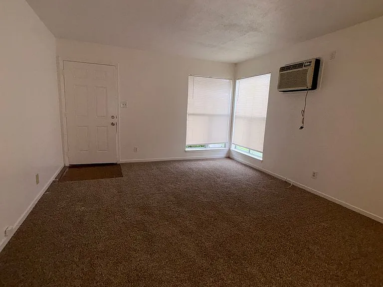 324 Cottonwood St — Photo 7